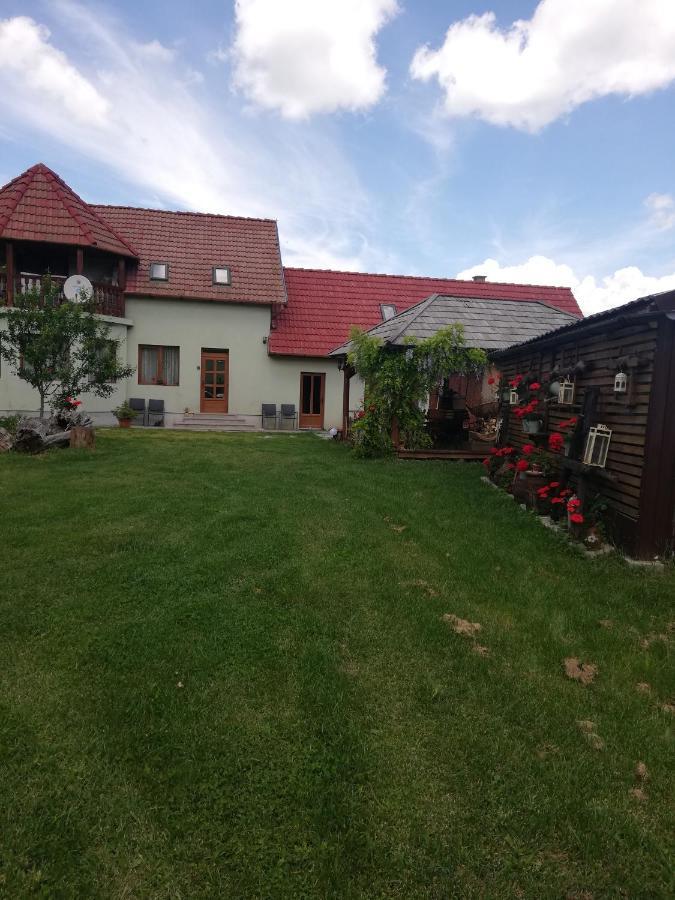 Privatunterkunft Imado Vendeghaz